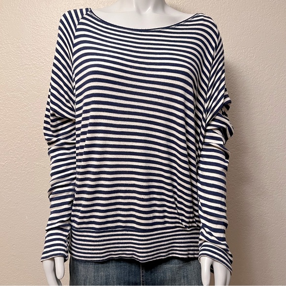 Bordeaux Sweaters - Bordeaux Blue White Striped Long Sleeve Scoop Neck Sweater